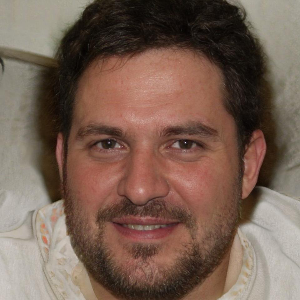 Tiago Barreto, Diretor de Análise Financeira na morquiven